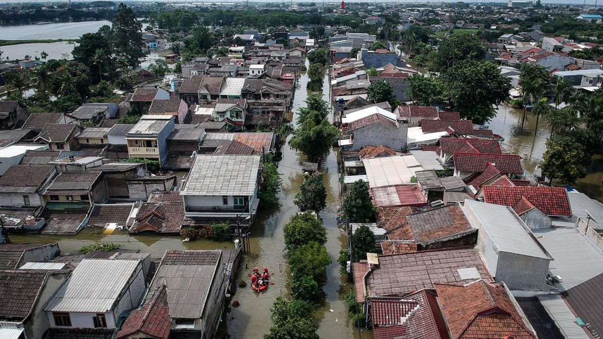 Three-Day Flooding Strikes Patrasana Village, Tangerang; 890 Homes Submerged