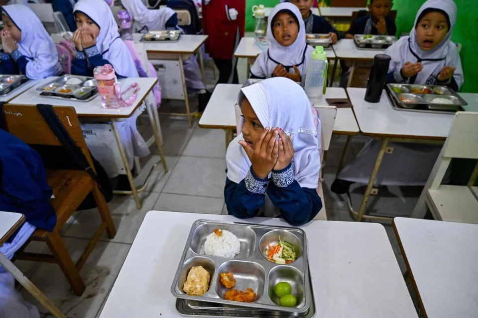Indonesia Free Meals Program Faces Second Court Challenge Over Budget and Oversight