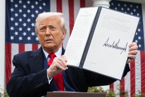 Trump Criticises Spain for Lack of Cooperation with US, Threatens to Halt Trade Relations