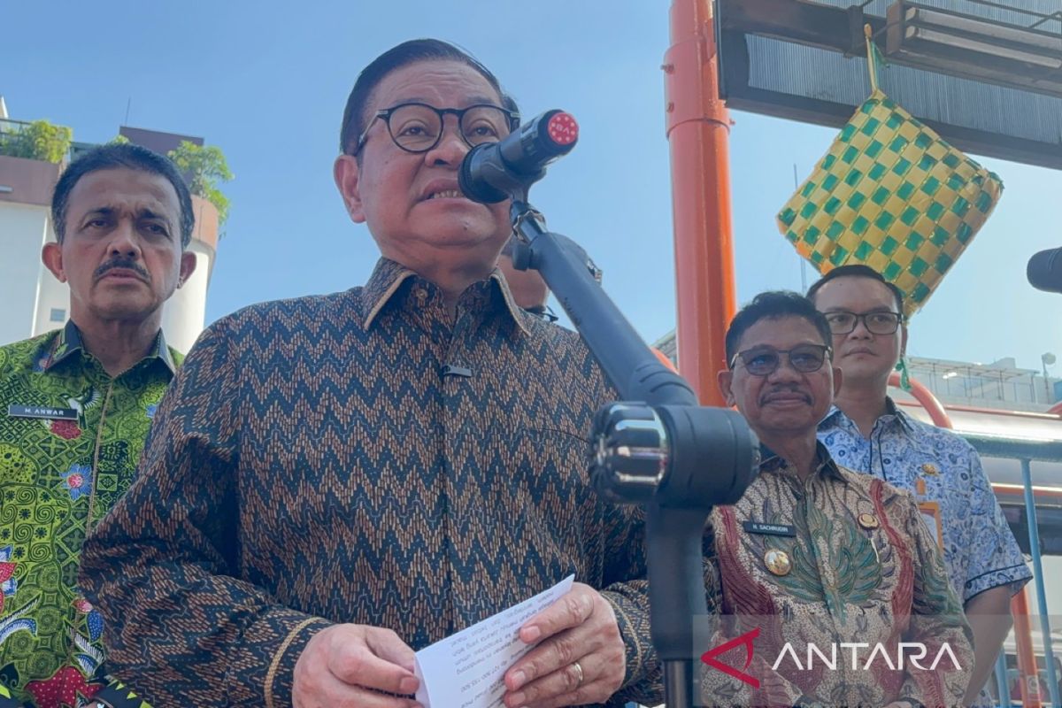 DKI to evaluate new fares for Transjabodetabek Blok M-Soetta route