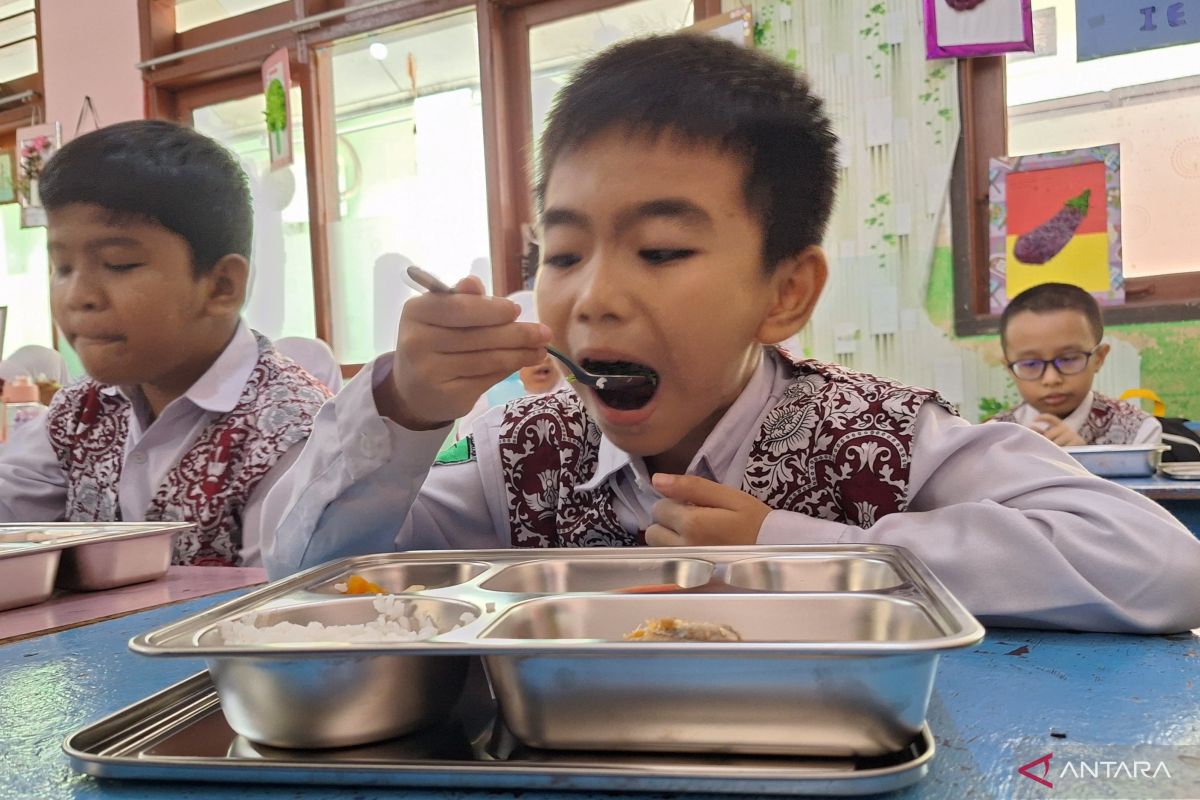 Penajam Bans Third-Party Involvement in Free Nutritious Meals Programme to Prevent Food Poisoning