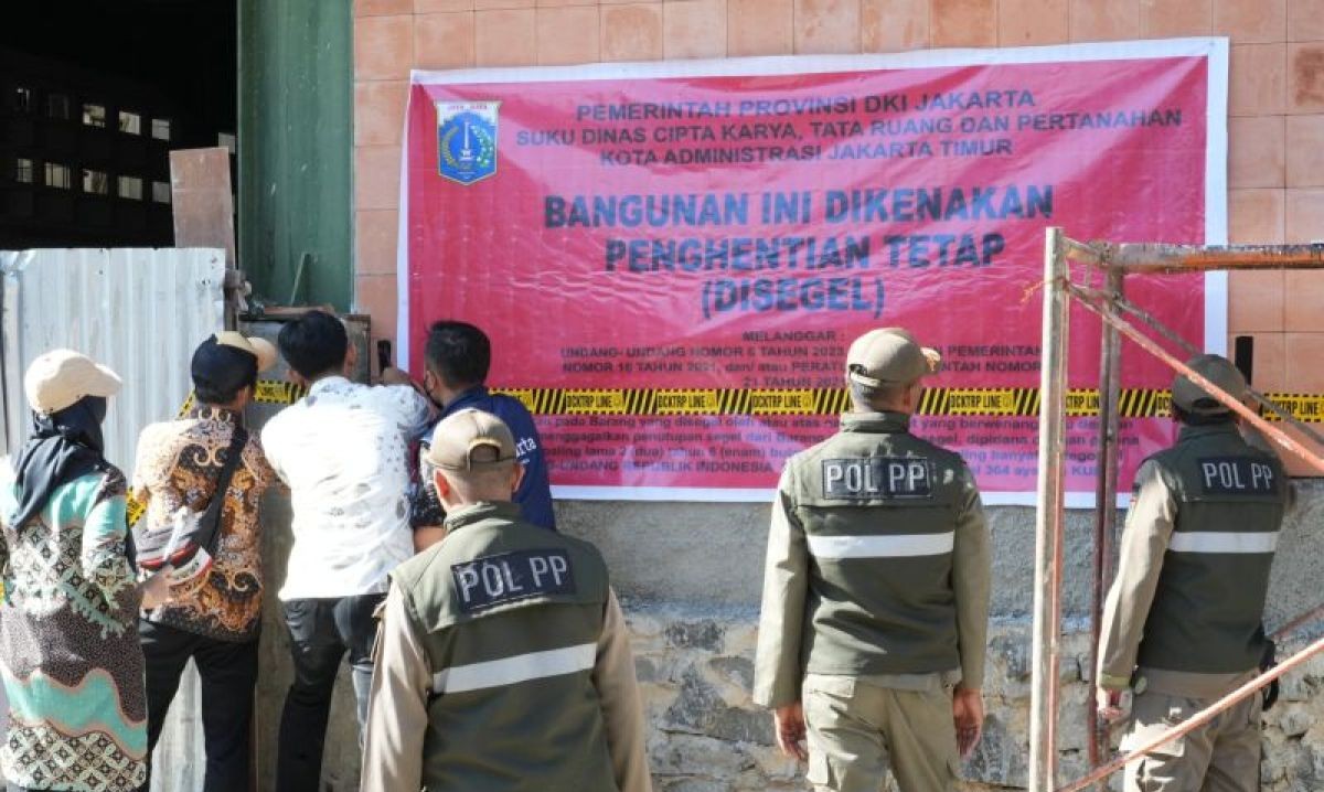 27 Padel Courts in East Jakarta Lack Proper Permits