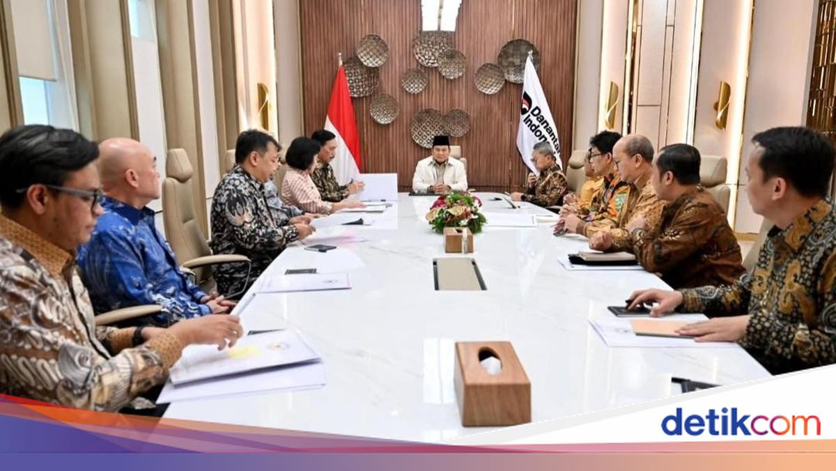 Prabowo Meets with Luhut and Purbaya to Discuss Middle East Conflict, Fuel and Gas Supplies Adequate