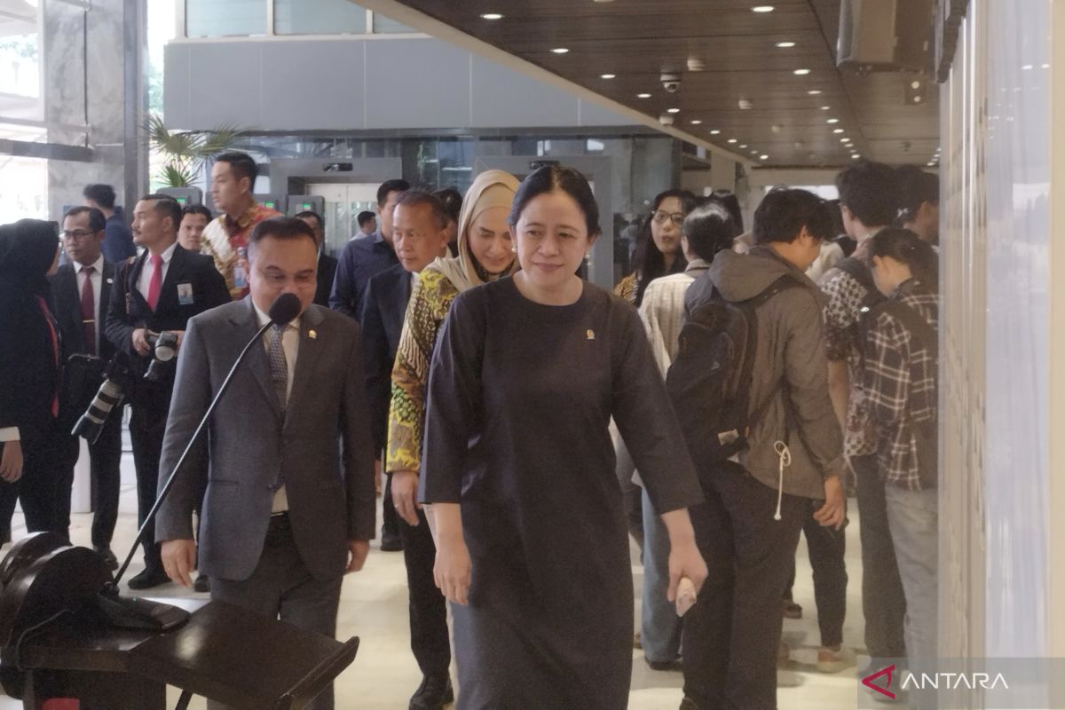 DPR Speaker Calls for Commission Meeting with Ministers to Prevent Mudik Ticket Price Hikes