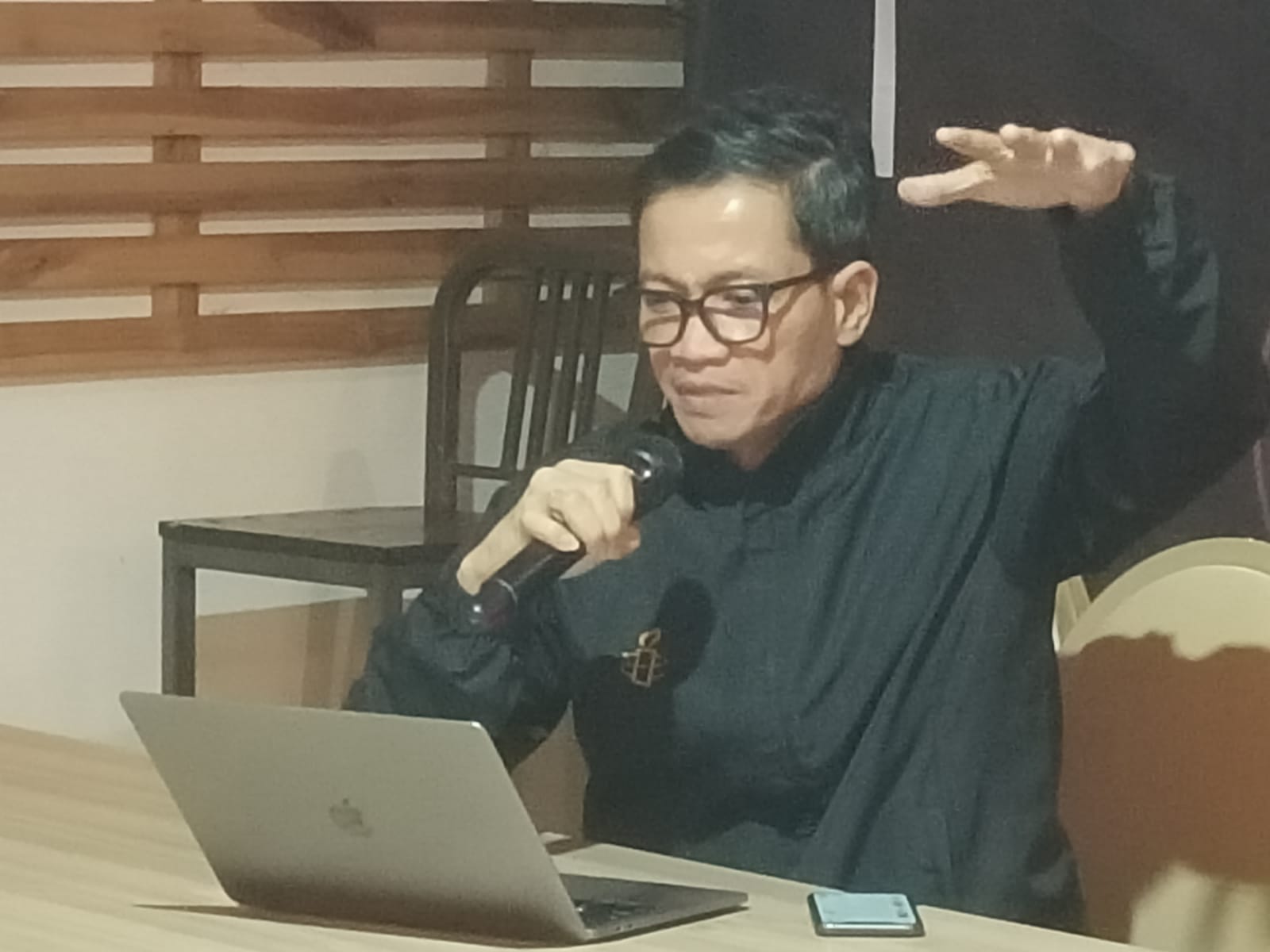 Observers: Military Involvement in Combating Terrorism Should Not Be the First Option