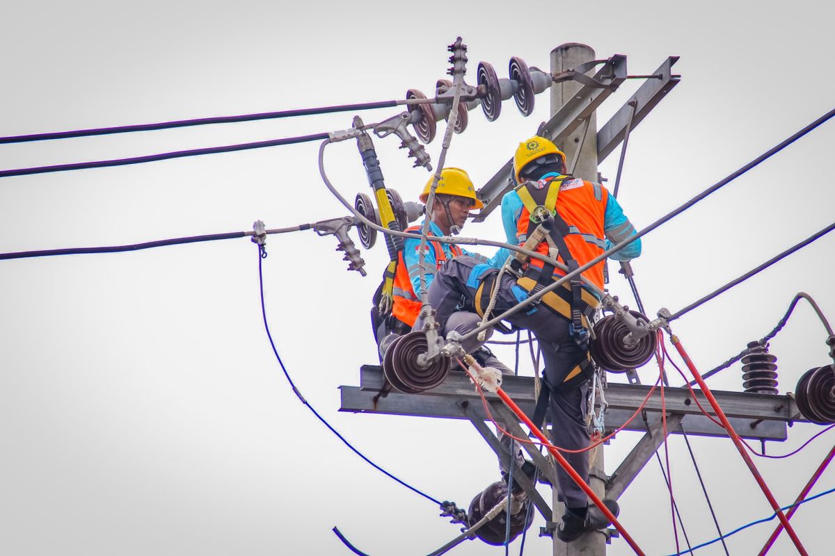 PLN Central Java ensures secure power supply during Eid holiday