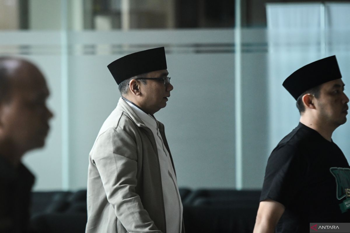 Yaqut Cholil Qoumas Responds to Summons, KPK Begins Interrogation