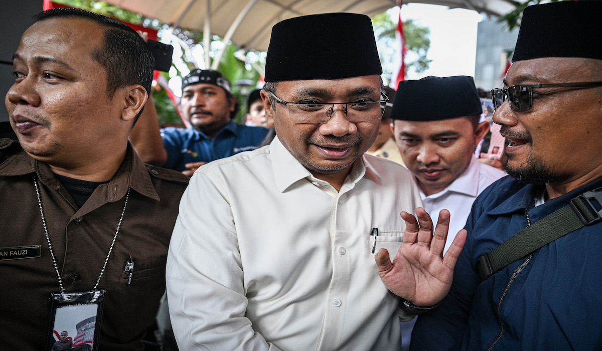 Former Minister of Religion Yaqut Cholil Qoumas Formally Questioned by Anti-Corruption Commission Following Failed Pre-Trial Challenge