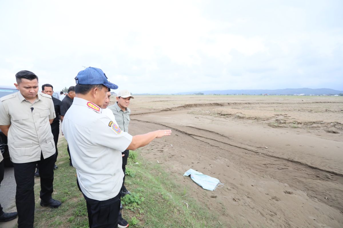 BNPB Deploys Mobile Kitchen Unit for Gayo Lues Flood Evacuees