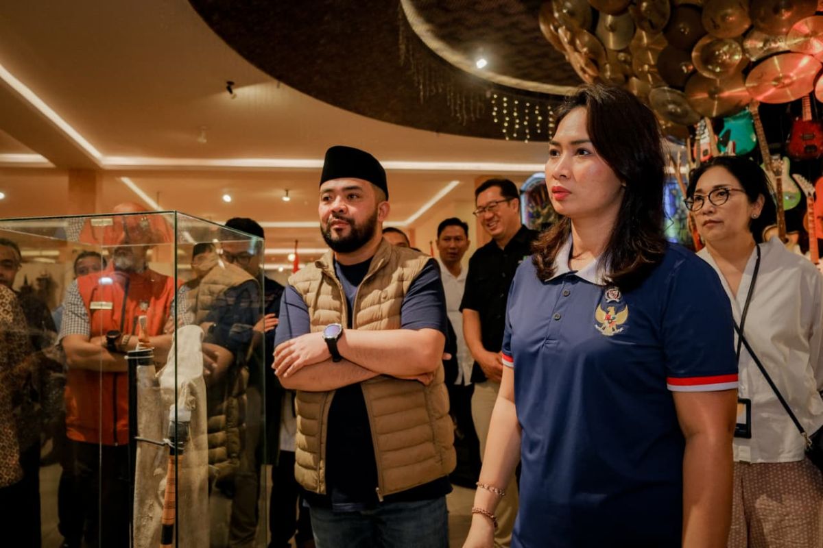 Deputy Minister for Tourism Ensures Safe and Comfortable Travel for Malang Tourists