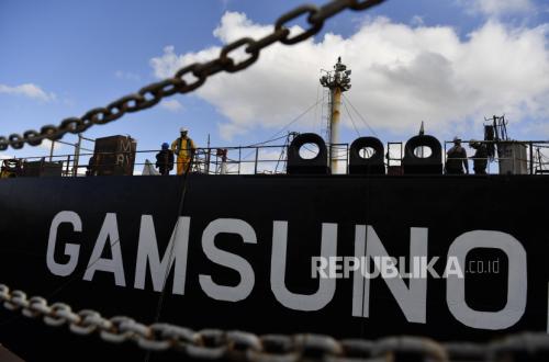 Two Pertamina Vessels Remain Stranded in Strait of Hormuz; Pertamina Prepares Alternative Import Sources