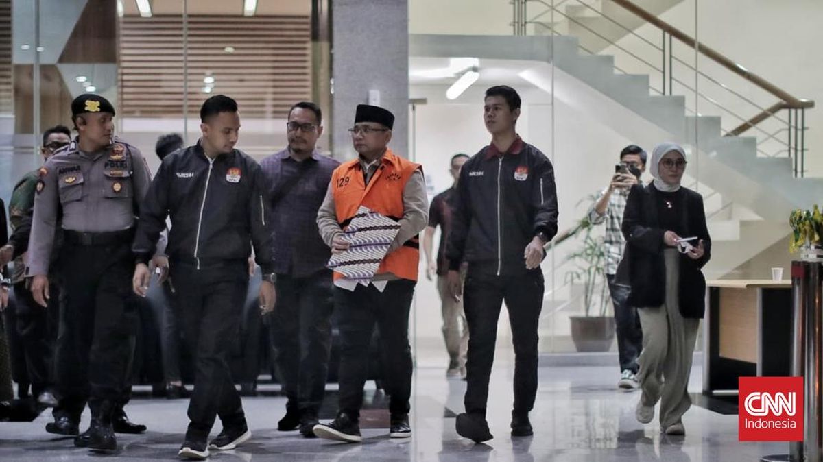 KPK seizes assets worth over Rp100 billion in Yaqut hajj quota corruption case; former religion minister detained