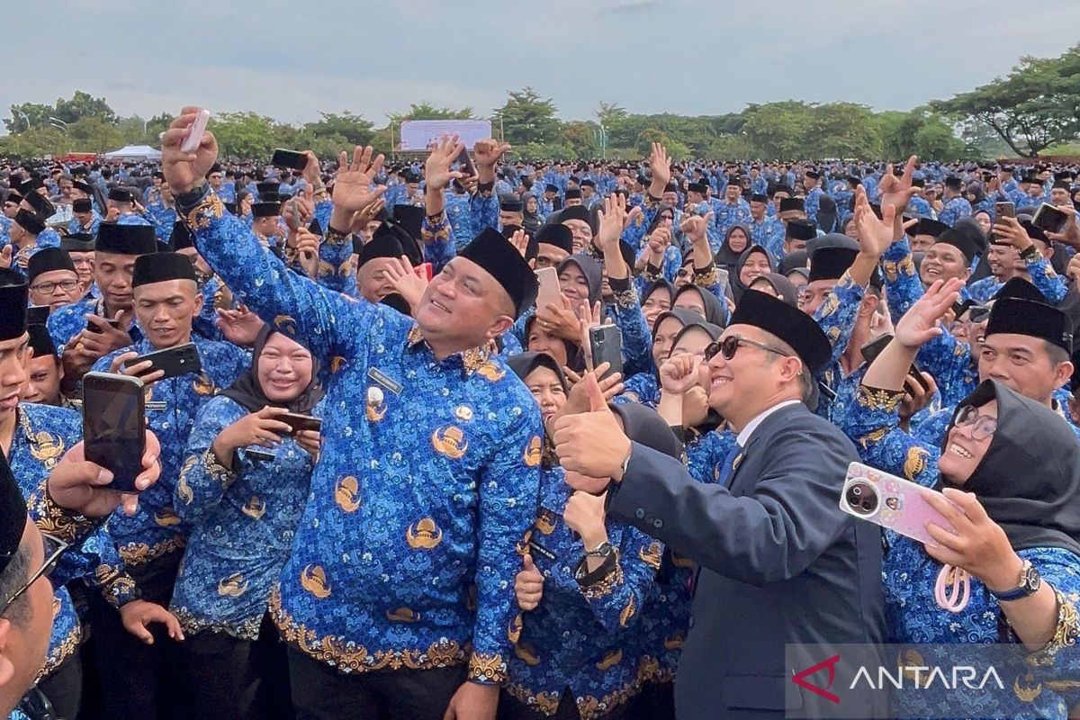 Bogor Regency ensures 9,867 part-time contract workers receive Hari Raya allowance