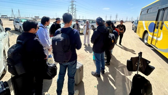 Pertamina Successfully Repatriates 19 Workers from Iraq and UAE to Indonesia