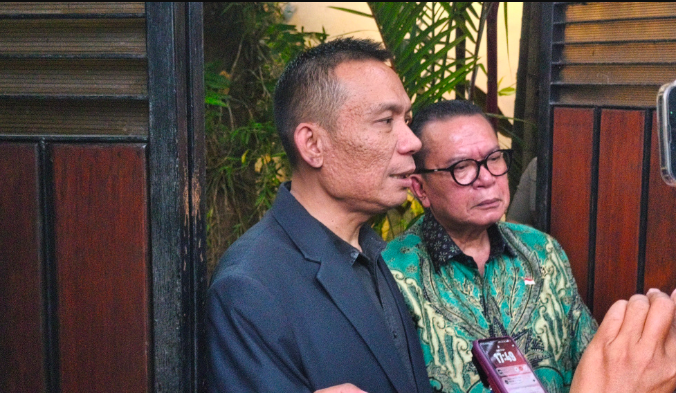 Jokowi Remains Silent Following Rismon's Apology