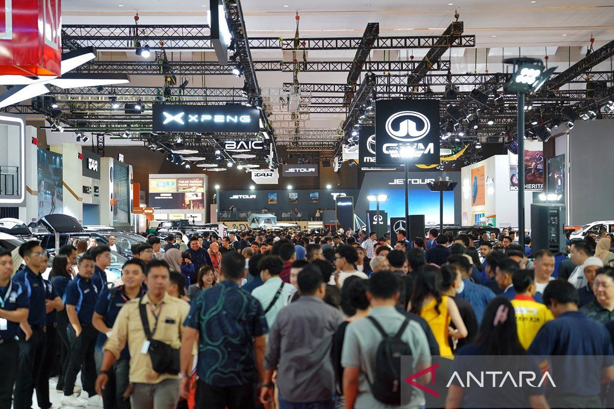 EV Sales at IIMS 2026 Experience 30 Per Cent Increase