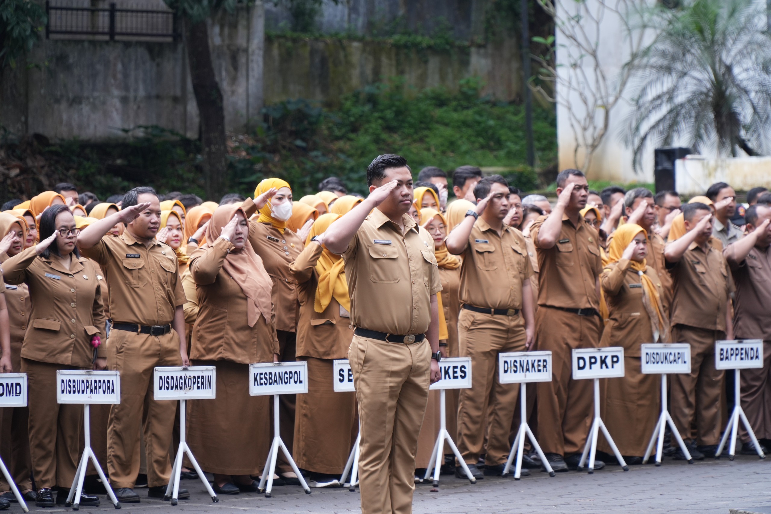 Cimahi Municipality Accelerates Disbursement of Holiday Allowance for Civil Servants