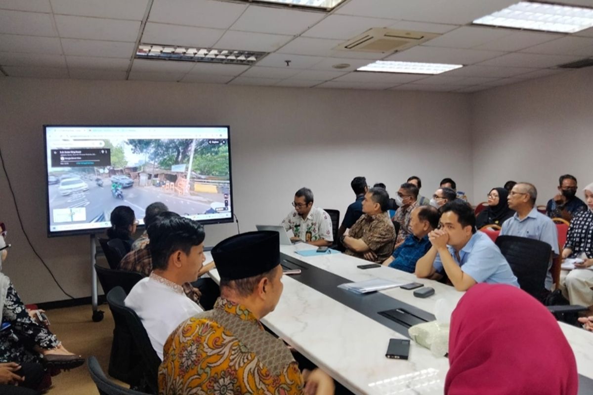 West Jakarta Builds 1,000-Metre Drainage Channel to Combat Flooding at Puri Kembangan