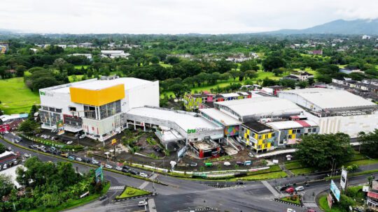 Eastern Indonesia Becomes New Target for Business Expansion; Start Franchise and AKR Land Partner on Manado Expo
