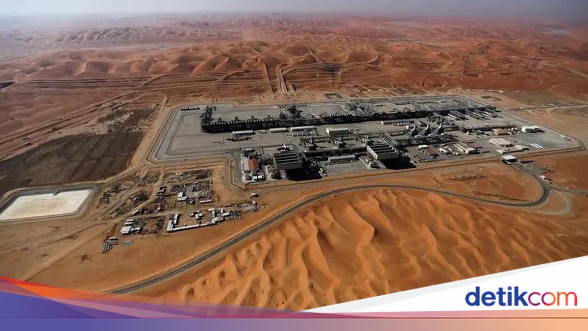 Saudi Arabia Destroys Drones and Missiles Targeting Oil Fields and Military Bases