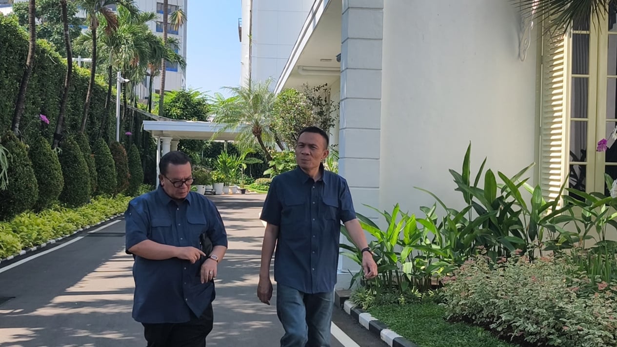 Rismon Sianipar Meets Vice President Gibran Amid Fake Diploma Case Against Former President Jokowi