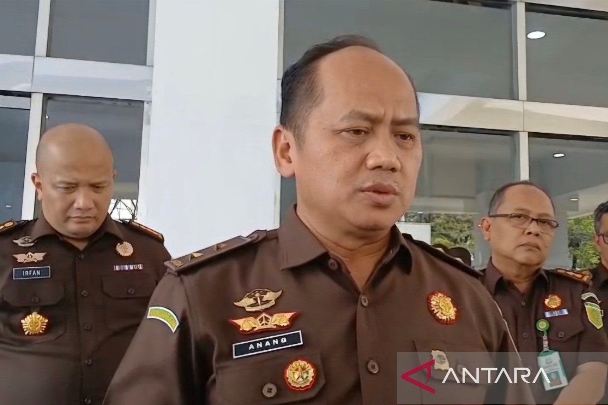 Supreme Prosecutors' Office Files Cassation Against Acquittal of Tian Bahtiar et al.