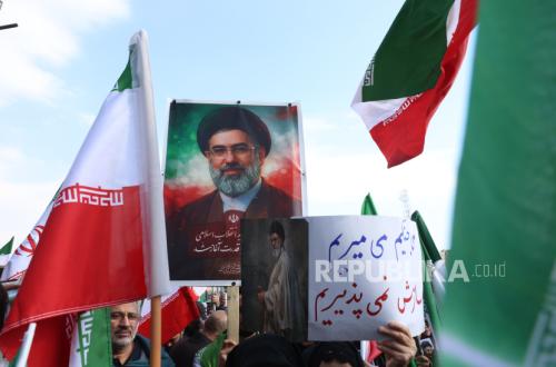 Mojtaba Khamenei's First Message to US: Close All Military Bases in the Middle East Immediately