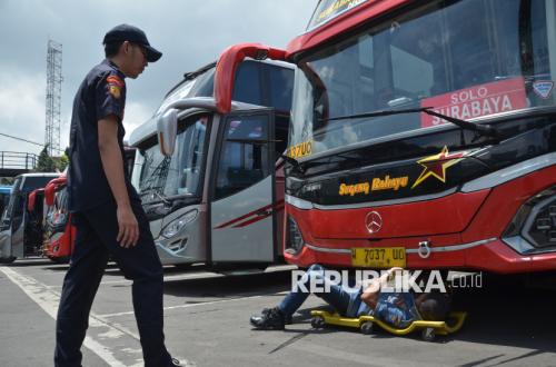Ramp Check Bus in West Java: 20 Per Cent Still Unfit for Road