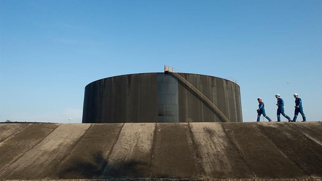 Indian Investor Keen to Build Fuel Storage Tanks in Indonesia