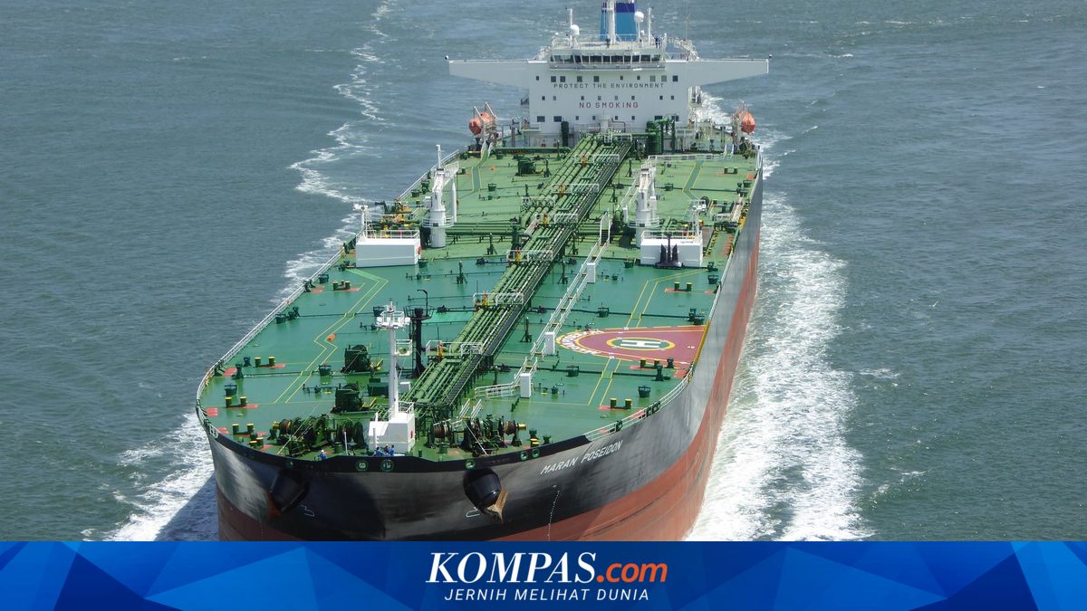 United States Permits Purchase of Russian Oil at Sea to Stabilise Global Oil Prices