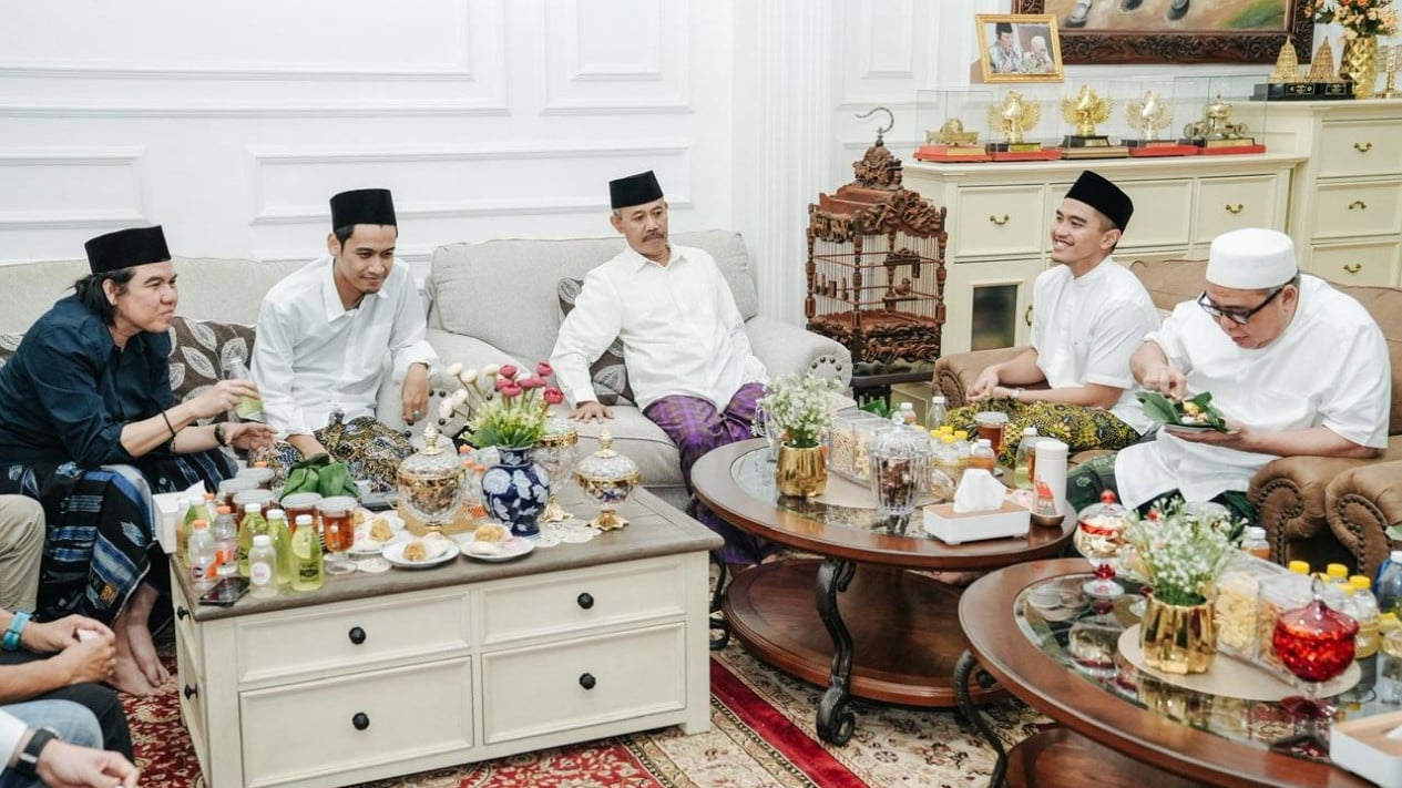 Kaesang and PSI Receive Special Message During Visit to Gus Ali in Magelang