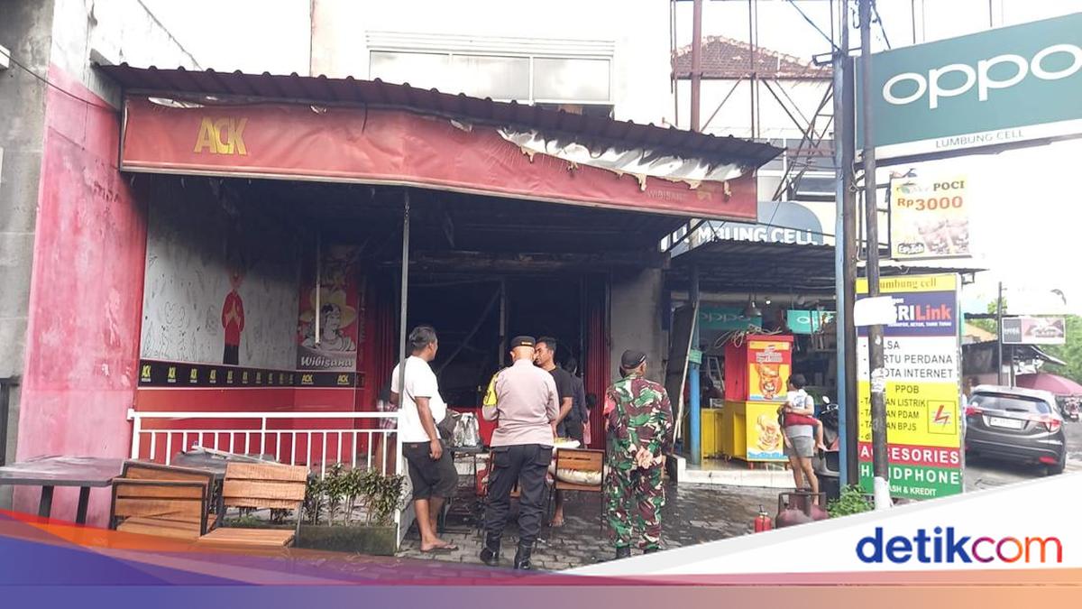 Fast-Food Fried Chicken Outlet Burns Down, Causing 200 Million Rupiah Loss