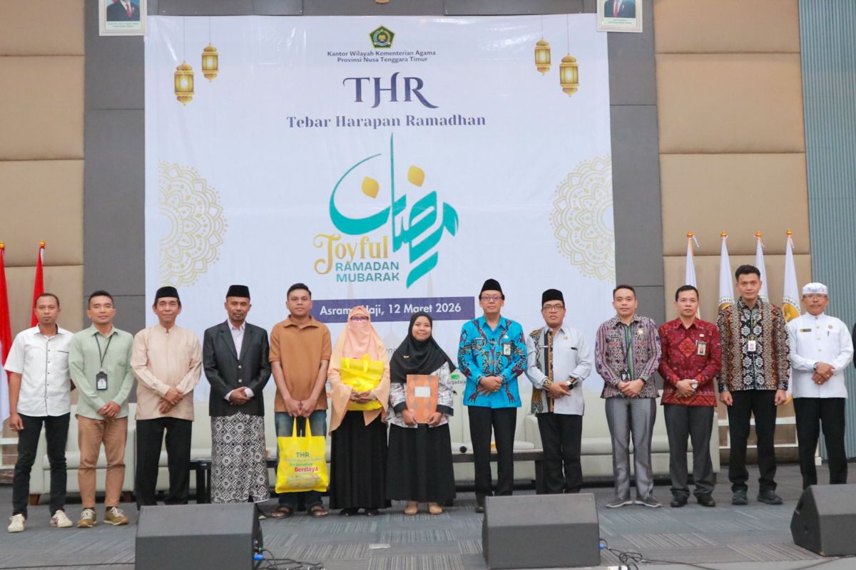 Ministry of Religious Affairs NTT Distributes 2,040 Ramadhan Aid Packages to Eligible Recipients