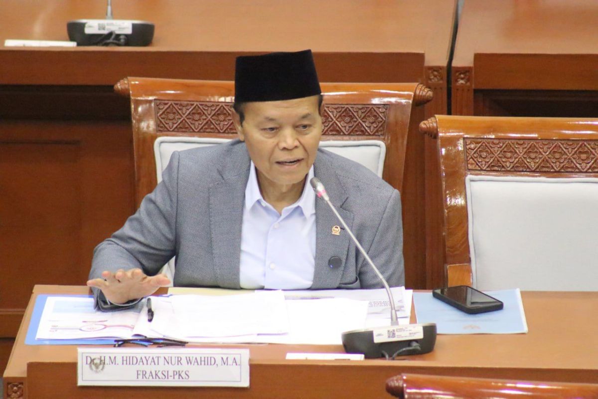 MPR Urges Acceleration of Pesantren Directorate General Establishment at Religious Ministry