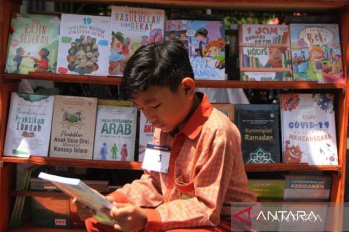 Government Digital Child Protection Regulation and Healthy Eid Celebration for Children