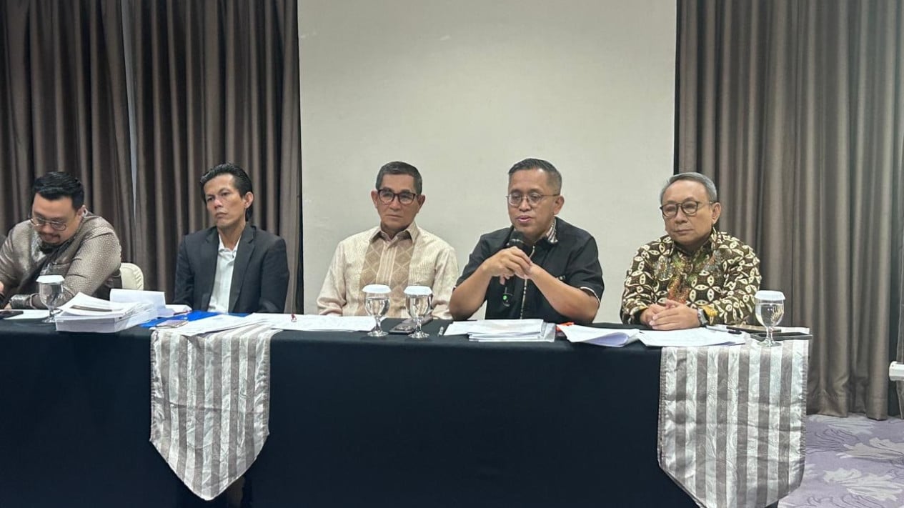 Kerry Riza's Legal Team Protests Delayed Court Decision Copy, Hampering Appeal Rights