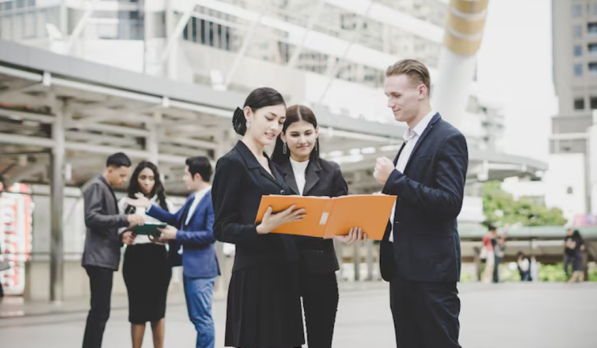 Characteristics of Companies That Survive Intense Competition