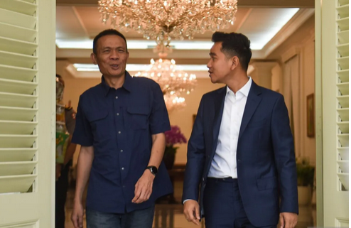 Ramadan: A Month of Blessings as Jokowi and Rismon Seek Reconciliation