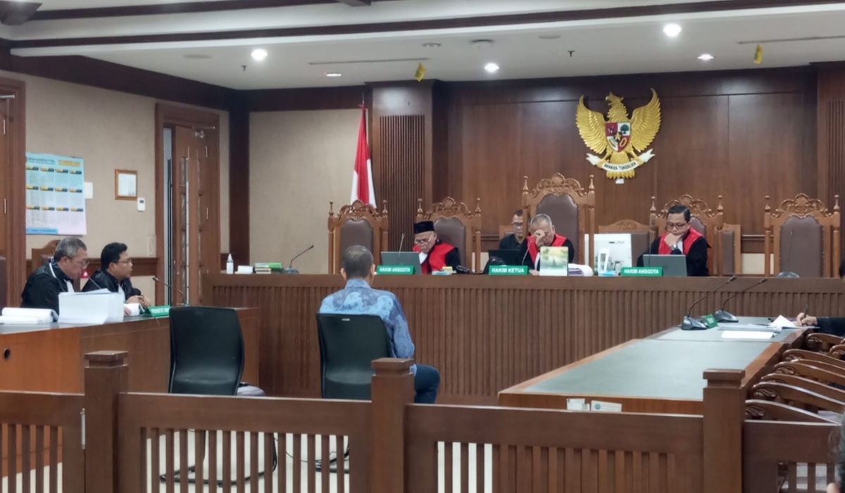 Former Supreme Court Secretary Nurhadi Sentenced to Seven Years Imprisonment in Money Laundering Case