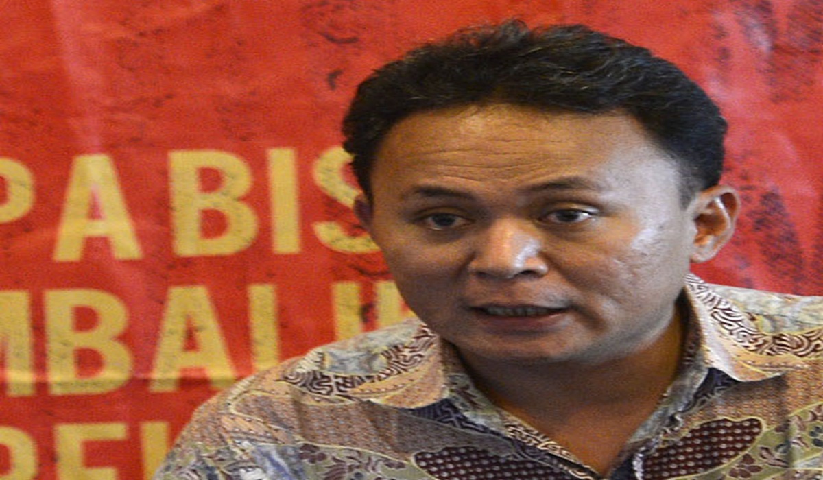 Andrie Yunus Attacked with Caustic Liquid; Deputy Minister of Human Rights Oversees Legal Process