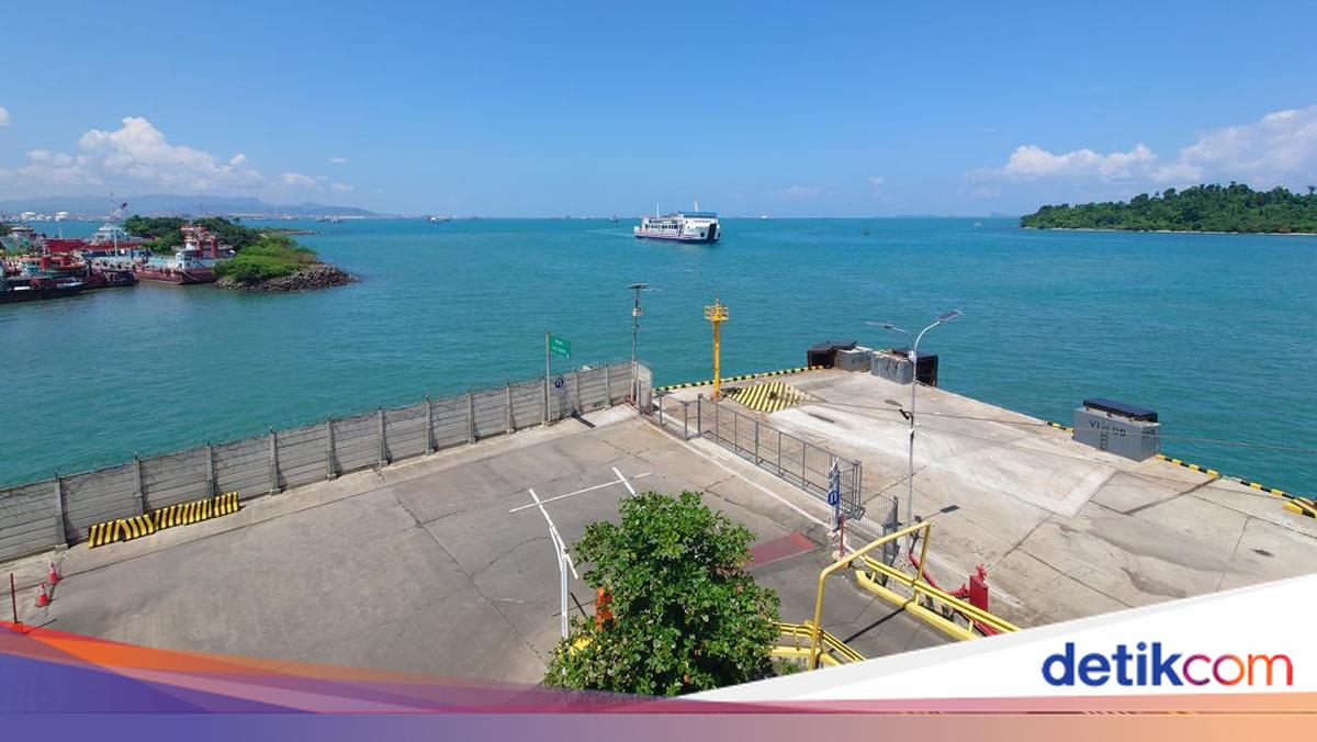 Merak Port Call for Additional Berths to Tackle Long Queues