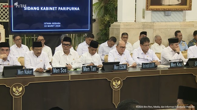 Amran Reports to Prabowo: Indonesia's Rice Stock of 5.2 Million Tonnes Sufficient for 324 Days