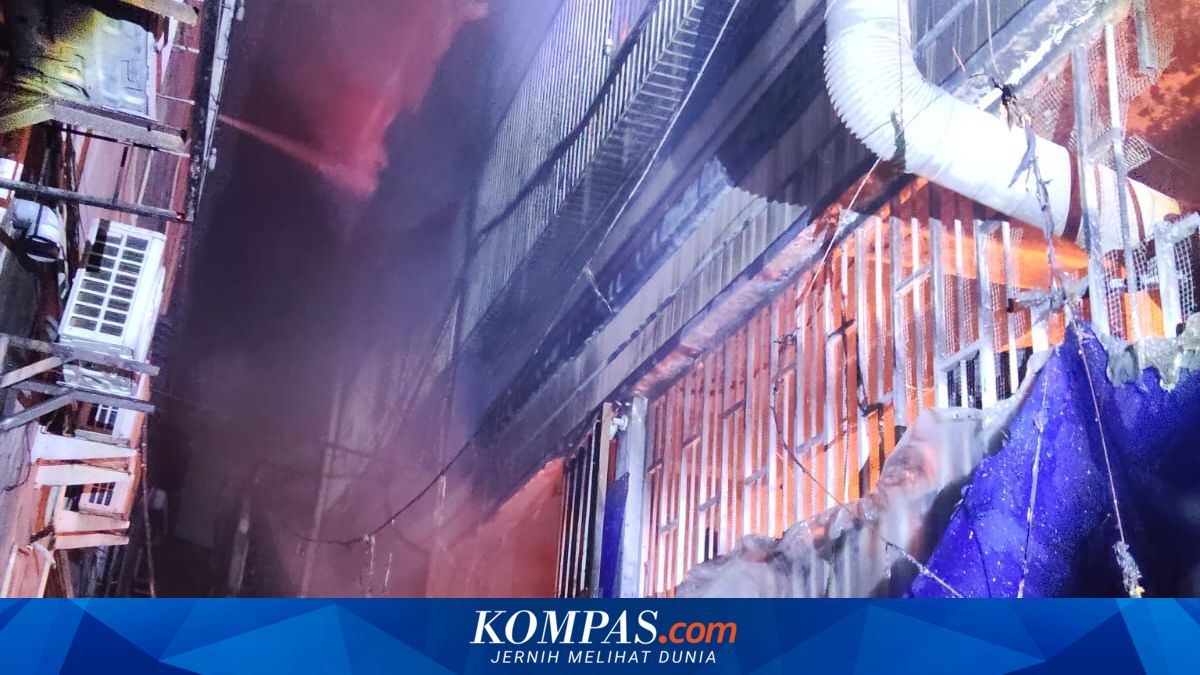 Garment Factory Fire in Tambora Destroys Building and Damages 29 Homes