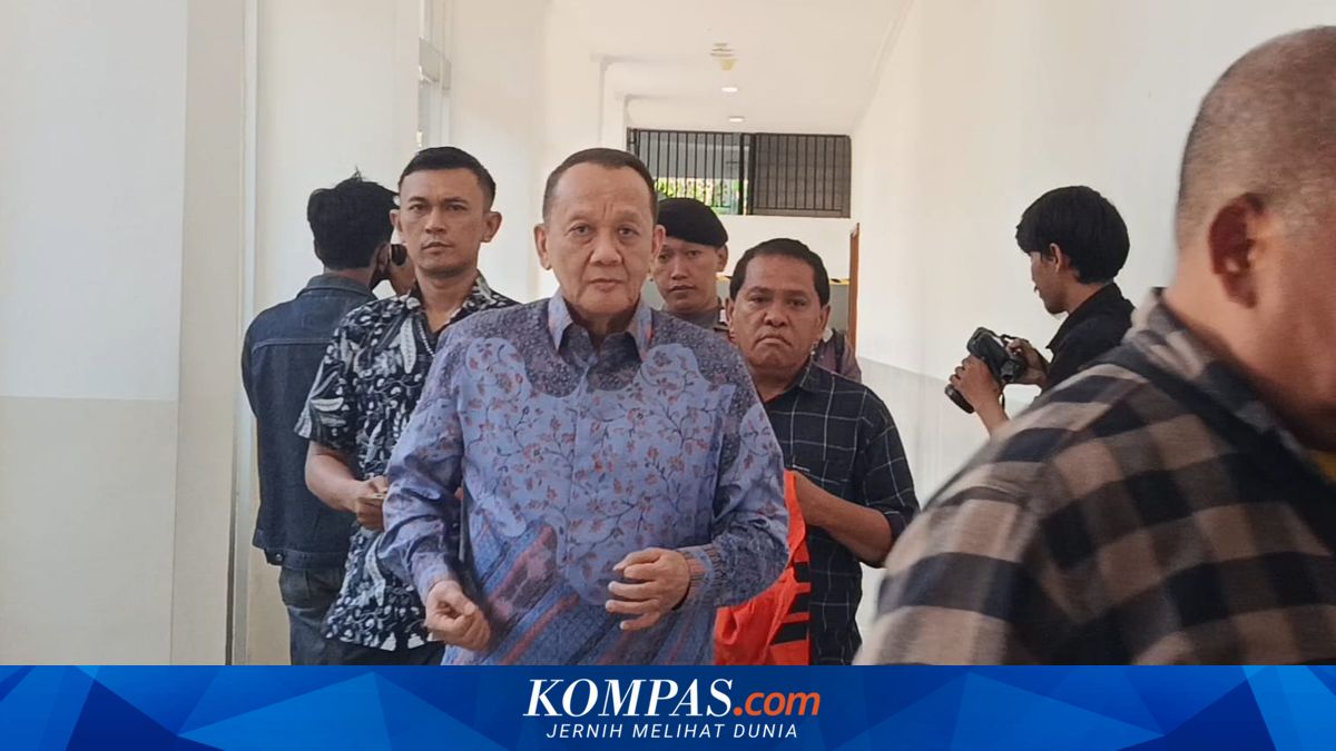 Former Supreme Court Secretary Nurhadi Ordered to Pay Rp137.1 Billion Restitution