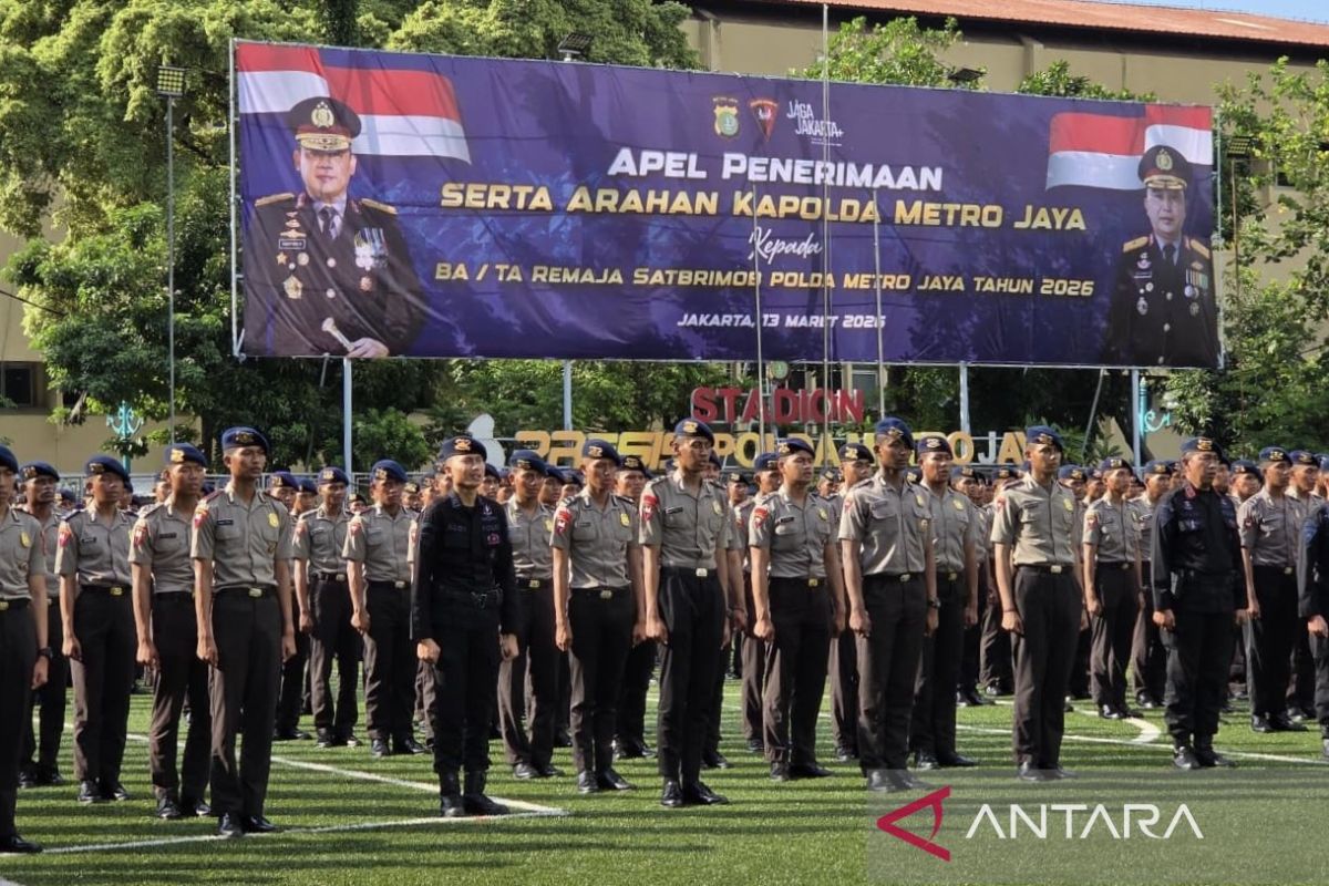 Metro Police Chief Emphasises Professionalism Among Young Officers