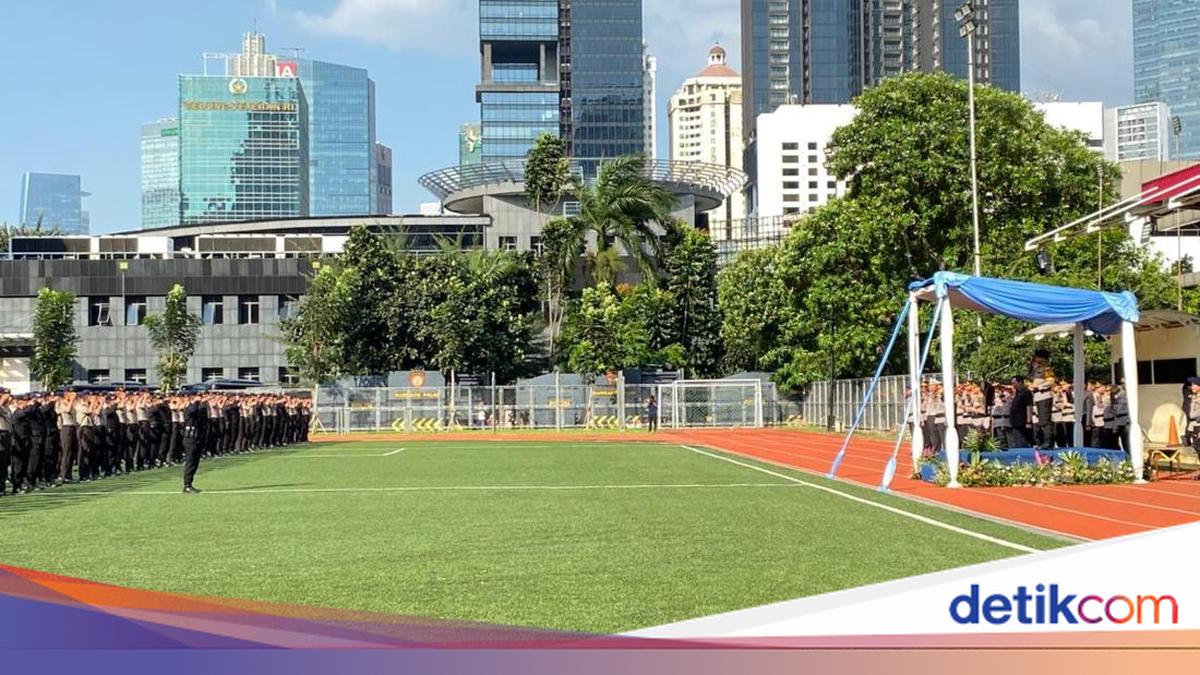 Metro Police Chief Urges Brimob Officers to Be Humanitarian Police, Not to Harm Citizens