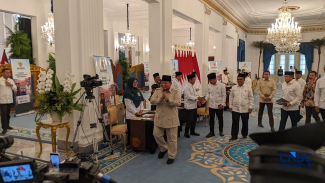 Prabowo's Message Calls on Indonesian Citizens to Unite: Let Us Save the Republic!