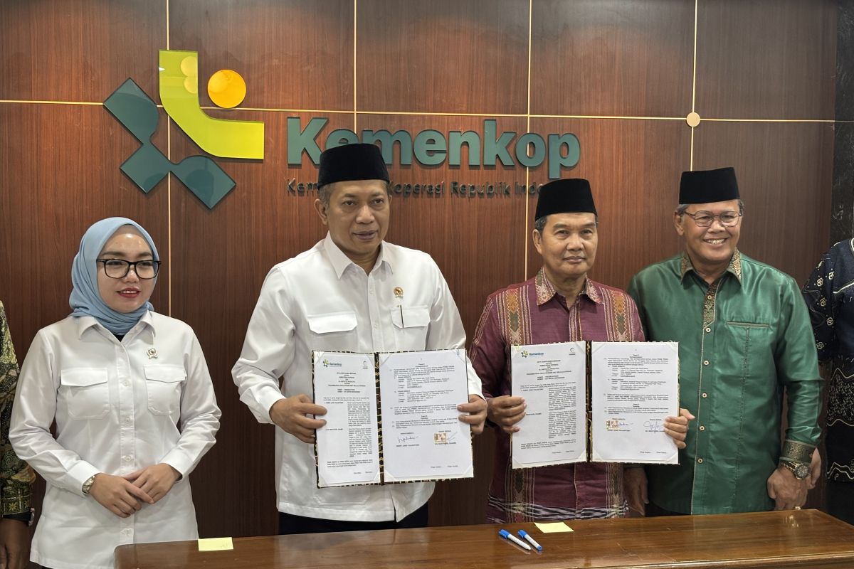 Ministry of Cooperatives Partners with Islamic Boarding Schools to Develop Cooperatives and Economic Empowerment