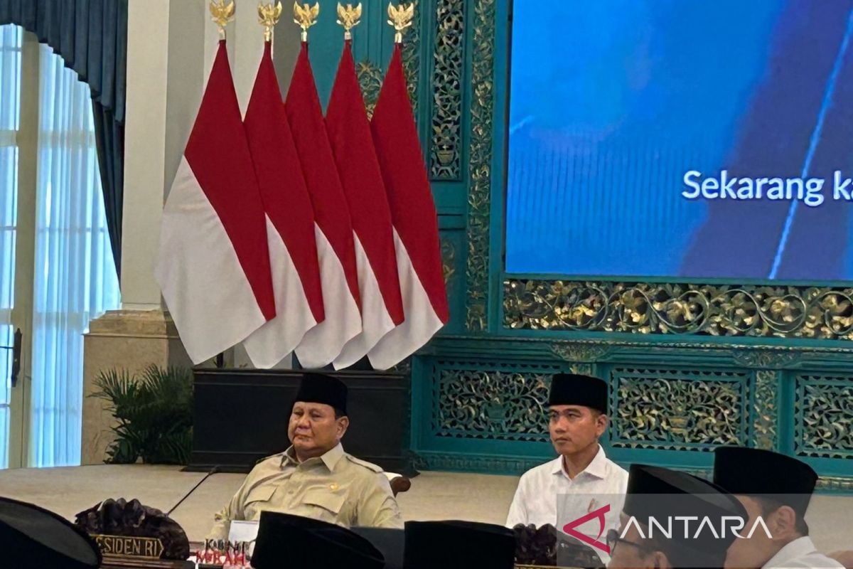 Prabowo orders timely distribution of 2026 Eid holiday allowance