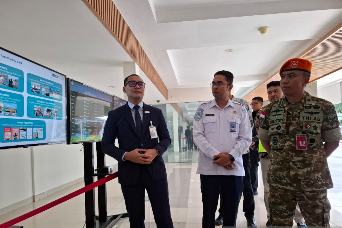 2,768 homebound travellers pass through El Tari airport on H-8 of Eid al-Fitr